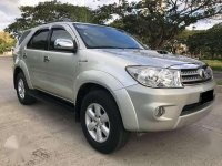 Toyota Fortuner V Series 2011 for sale 