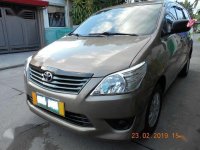 2013 Toyota Innova diesel matic all power. 