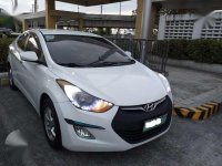 Hyundai Elantra 2012 400K Negotiable upon viewing