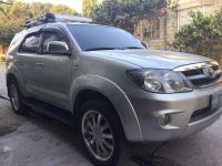 Toyota Fortuner 2006 Model G FOR SALE