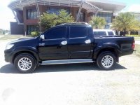 2O15 TOYOTA HILUX FOR SALE