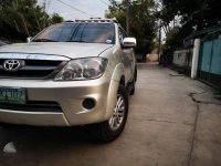 TOYOTA Fortuner 2008 AT diesel FOR SALE