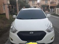 HYUNDAI Tucson 2010 Manual Gas