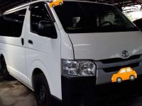 FOR SALE TOYOTA HiAce Commuter *2017