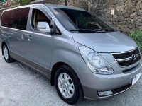 2015 Hyundai Starex gold for sale