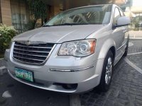 2008 Chrysler Town and Country automatic