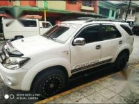 RUSH Toyota Fortuner V LOADED 2006 model.