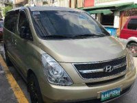 2010 HYUNDA Starex vgt automatic FOR SALE