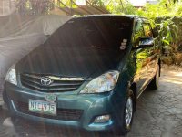 Toyota Innova G 2010 MT FOR SALE