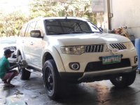 Selling my beloved 2010 MITSUBISHI Montero GLS