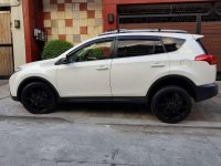 For Sale 2013 Toyota Rav4 2.5L Pearl White