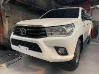 TOYOTA Hilux 2016 2.4G 4x2 manual newlook WHITE