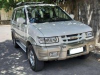 Isuzu Crosswind xuv 2002 manual for sale