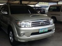 Toyota Fortuner 2011 V for sale