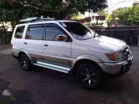 2010 Isuzu Crosswind for sale