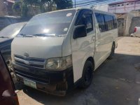 2012 Toyota Hiace commuter for sale 