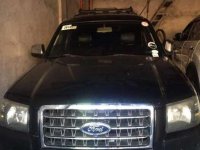 Like New Ford Everest for sale