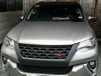 Toyota Fortuner V 2018 AT for sale 