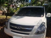 2010 Hyundai Starex Gold for sale