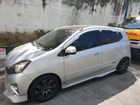 Selling Toyota Wigo 2016 Manual Gasoline in Mandaluyong