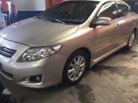 Selling 2nd Hand (Used) Toyota Corolla Altis 2010 in Quezon City