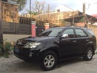 Selling 2nd Hand (Used) 2005 Toyota Fortuner Automatic Diesel in Quezon City