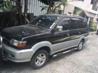 Selling 2nd Hand (Used) Toyota Revo 2000 in Caloocan