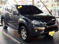 Selling Isuzu Mu-X 2016 Manual Diesel in Manila