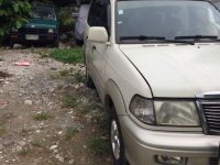 Selling Used Toyota Revo 2002 in Pasig