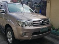For sale 2009 Toyota Fortuner Automatic Diesel at 70000 km in Manila
