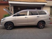 Used Toyota Innova 2012 at 60000 km for sale