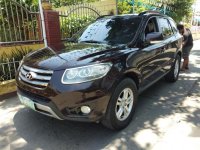 Used Hyundai Santa Fe 2012 at 80000 km for sale