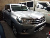 Selling Silver Toyota Hilux 2017 in Quezon City
