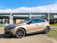 2nd Hand Volvo V40 2015 for sale in Quezon City