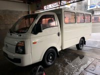 2nd Hand Hyundai H-100 2014 at 70000 km for sale