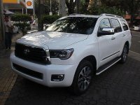 Selling White Toyota Sequoia 2018 for sale