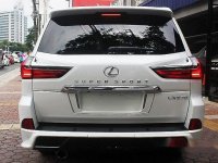 Selling White Lexus Lx 570 2018 for sale in Automatic