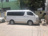 Selling 2nd Hand Toyota Hiace 2013 Automatic Diesel at 50000 km in Makati