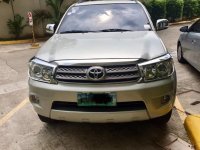 2nd Hand Toyota Fortuner 2009 at 63000 km for sale in Mandaue