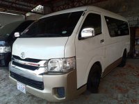 Selling White Toyota Hiace 2017 Automatic Diesel at 9000 km 