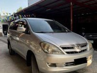 Selling Silver Toyota Innova 2005 at 119000 km 