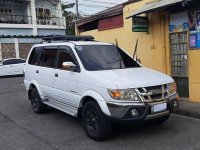 Selling White Isuzu Sportivo 2010 Automatic Diesel at 115000 km