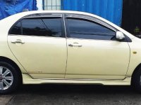 White Toyota Altis 2005 for sale in Manila