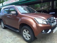 Brown Isuzu Mu-X 2016 at 37942 km for sale in Tanay 