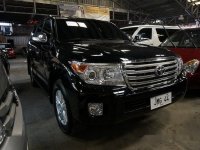 Selling Black Toyota Land Cruiser 2015 at 30000 km in Makati