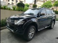 Selling Mitsubishi Montero Automatic Diesel in Quezon City