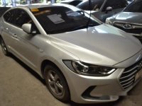 Silver Hyundai Elantra 2017 at 4000 km for sale