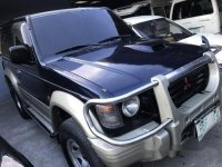Selling Blue Mitsubishi Pajero 2004 Automatic Diesel in Quezon City