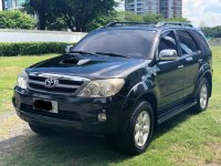 Black Toyota Fortuner 2005 Automatic Diesel for sale in Taguig