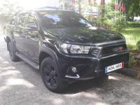 Sell 2nd Hand 2017 Toyota Hilux at 35000 km in Quezon City